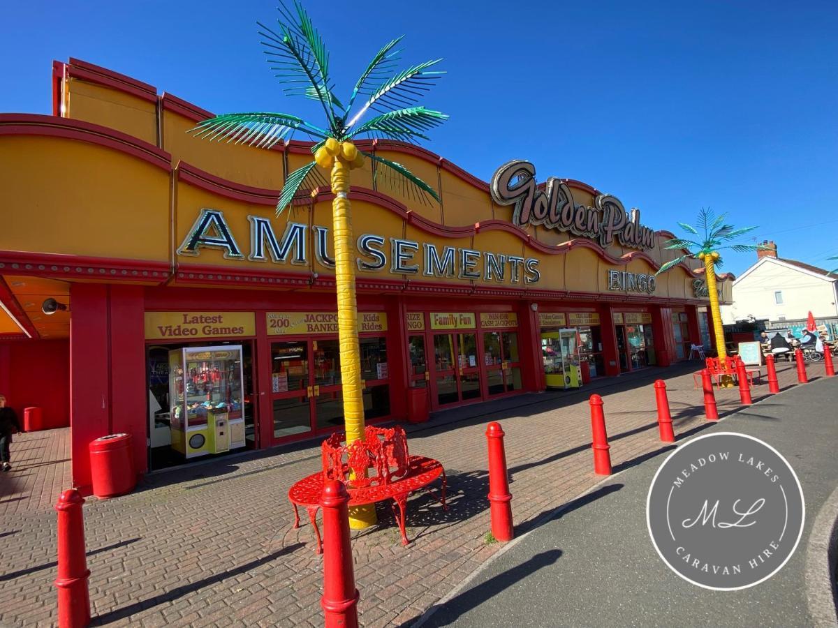Palm Grove 182 - Pet Friendly, Wifi, Close To Beach And Clubhouse - Golden Palm Resort - Meadow Lakes Caravan & Lodge Hire Skegness Bagian luar foto